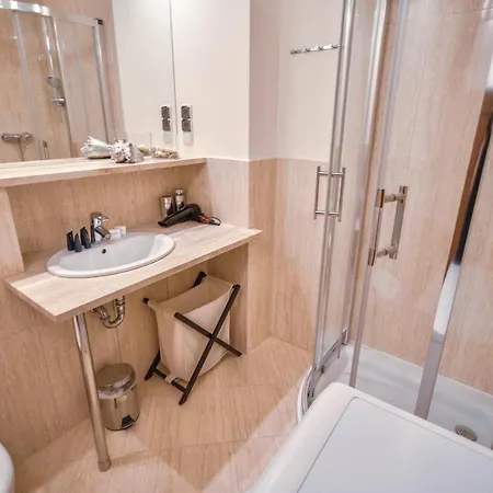 Na Wyspie - Mistral - Z Sypialnia I Parkingiem Swinoujscie