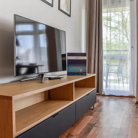 Na Wyspie - Mistral - Z Sypialnia I Parkingiem * Swinoujscie