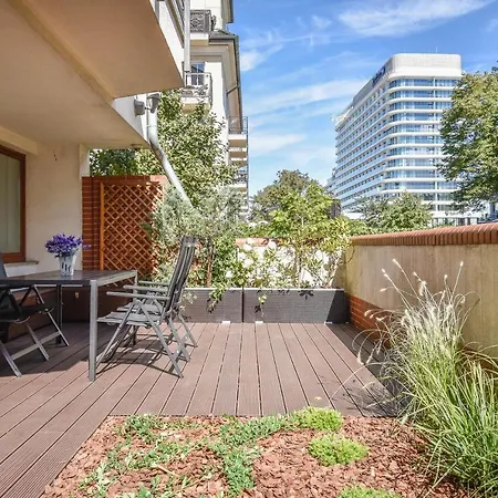 Na Wyspie - Mistral - Z Sypialnia I Parkingiem Lägenhet Świnoujście