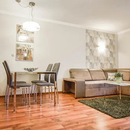 Apartman Na Wyspie - Mistral - Z Sypialnia I Parkingiem