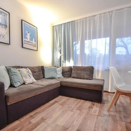 Na Wyspie - Mistral - Z Sypialnia I Parkingiem Swinoujscie