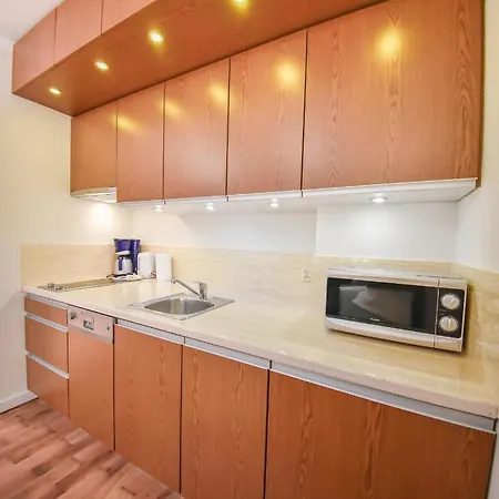 Apartman Na Wyspie - Mistral - Z Sypialnia I Parkingiem *