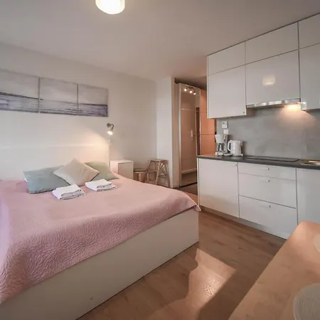 Apartman Na Wyspie - Mistral - Z Sypialnia I Parkingiem *