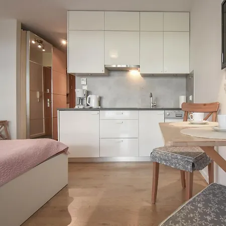 Na Wyspie - Mistral - Z Sypialnia I Parkingiem Swinoujscie