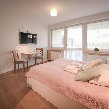 Apartamento Na Wyspie - Mistral - Z Sypialnia I Parkingiem Świnoujście